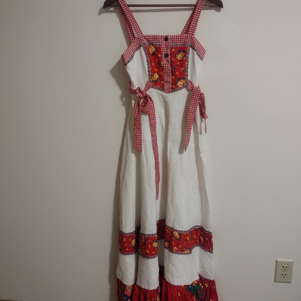 70's Gunne Sax vintage floral dress